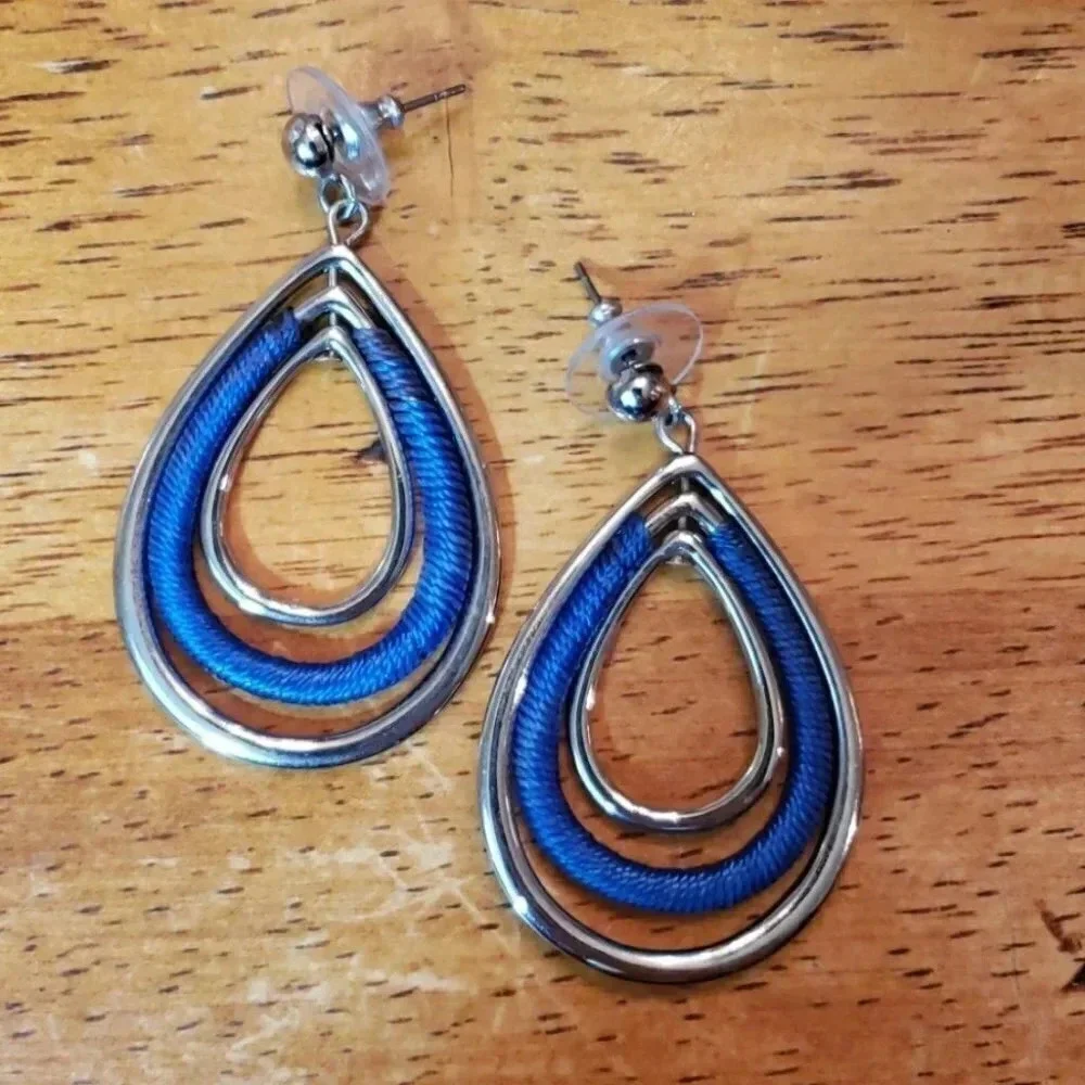 Blue and‎ silver fashion jewelry earrings